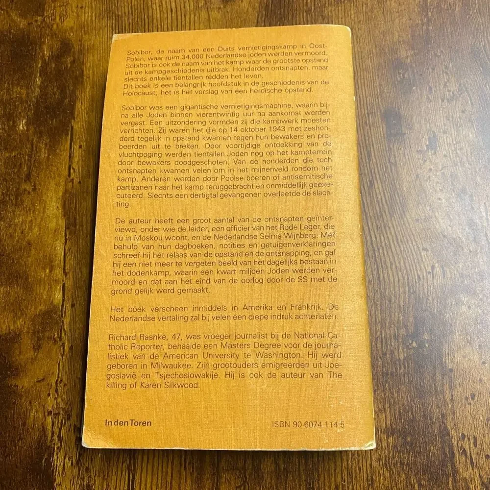 Outsnapping Uit Sobibor by Richard Rashke 1984